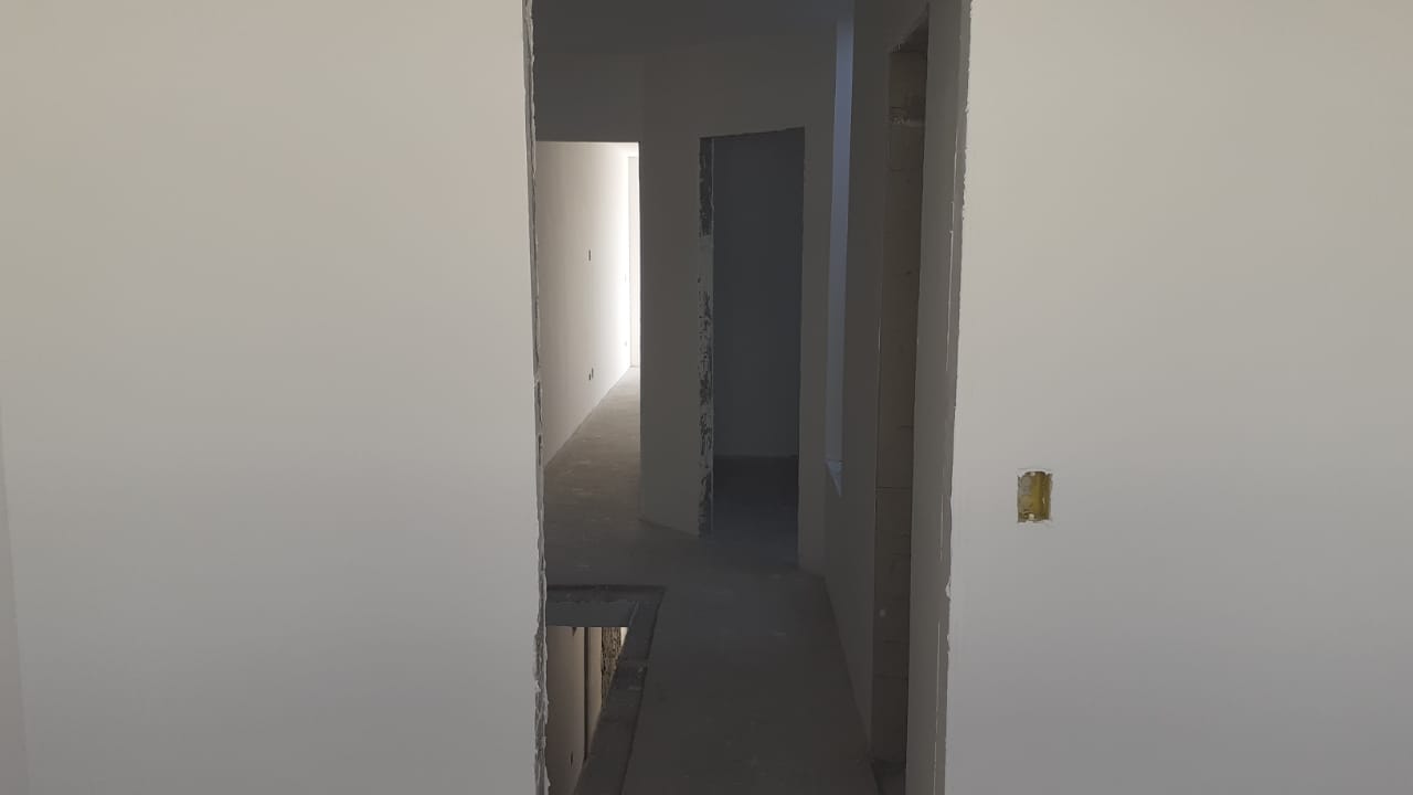 289023